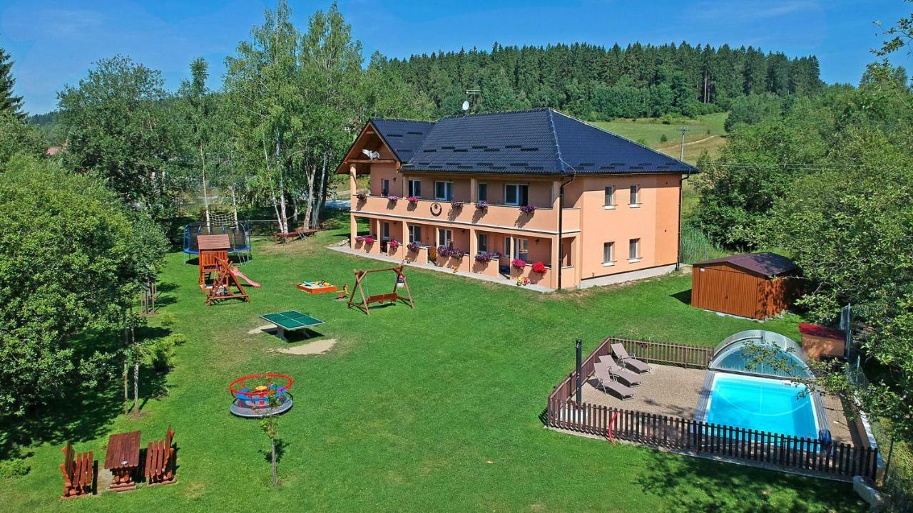 Apartments Nad Rybníky Horní Planá Exterior foto